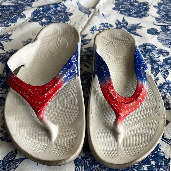 OOFOS Red and Blue Sandals - Picture 1 of 7